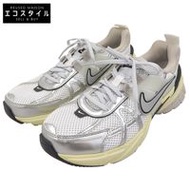 รองเท้าผ้าใบ Nike สำหรับผู้หญิง รุ่น W V2K Run Summit สีขาว/เงินเมทัลลิก (ยังไม่เคยใช้งาน) ไซส์ 7.5 