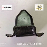 Mitsubishi Canter FE639,FE638,FE637,FE83 Front/Depan Spring Bumper