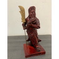 Guan Yu. Kwan Gong . 关于。 Statue. Fengshui . Home Decor.
