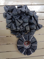 ยางกันกระชาก/ยางดุมล้อหลัง R15New/MT15/XSR155 มือสองถอด 1ชุด จำนวน 6 ตัว