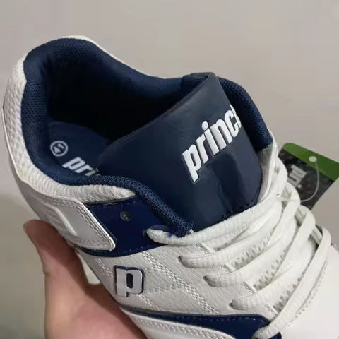 Classic brand badminton shoes Neutral comfortable sports shoes Couple models 36-45 yards men's women