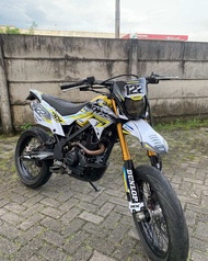 DECAL STIKER FULLBODY D-TRACKER 150 KUNING HITAM BEBAS CUSTOM