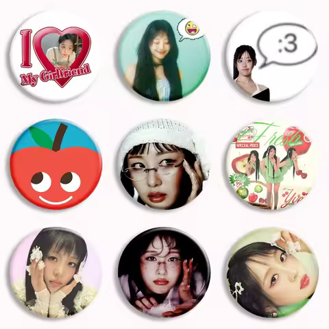 YVES Album Cover Button Pin Yyxy LOONA Kawaii Brooch I Love My Girlfriend Yves Badge Bag Decor Jewel