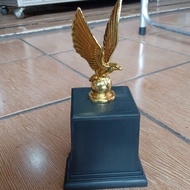 COD Piala Set Lomba Juara 1 2 3 GARUDA bisa kostum "costum" (bisa satuan juga) Trophy Lengkap Stiker
