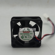 Brand New Yongli MGT3005ZB-O10 5V 0.20 A 3010 3CM Fan Mini Small UB-W10