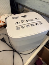 古德小型碎紙機9925 辦公室 家用商用大功率迷你便攜文件粉碎機電動顆粒家庭用資料紙張桌面型全自動 廢紙 碎紙機