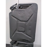 4x4 off-road Jerry can tong petrol antik