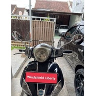 Vespa Liberty Windshield. vespa Liberty Flyscreen Accessories