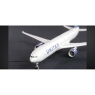 United airlines boing 777-300er paper model
