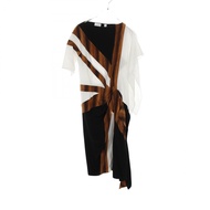 【二手】Burberry女士真絲連身裙，全新未使用