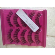 bulu mata palsu wanita