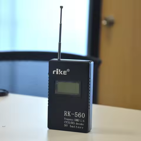Accurate 50MHz-2.4GHz Portable Handheld Frequency Counter DCS CTCSS Radio Testing Frequency Meter Co