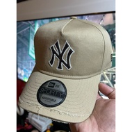 LJS CAPGAMING ONLINE SHOP NEWERA 9FORTY A-FRAME MLB NEWYORK YANKEES (SCRATCH STITCH) KHAKI