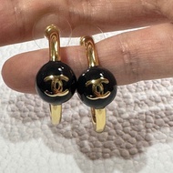 Chanel 珠珠半圈耳環 Chanel Earrings