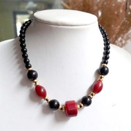 日本中古黑紅色大粒塑膠珠子頸鍊吊墜項鏈高級二手古著珠寶首飾