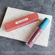 Romand zero velvet tint 23 vintage taupe lipstick