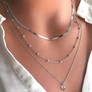 Women's Stainless Steel Non-Fading Blade Chain With Copper Heart-Shaped Inlaid Shiny Cubic Zirconia 