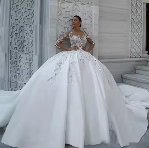 Saudi Arabia Wedding Dresses Ball Gown Long Sleeves Appliques Beaded Dubai Plus Size Women Bridal We