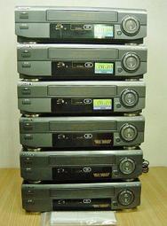 【小劉2手家電】內部少用九成新的 SONY VHS放影機,SLV-P100,M36型,送萬用遙控器,壞機也可修理/回收