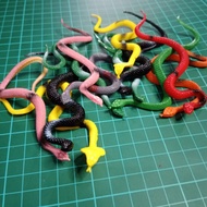 12 "REPTILES 130" Rubber Snake Toy - Small Rubber Snake Toy