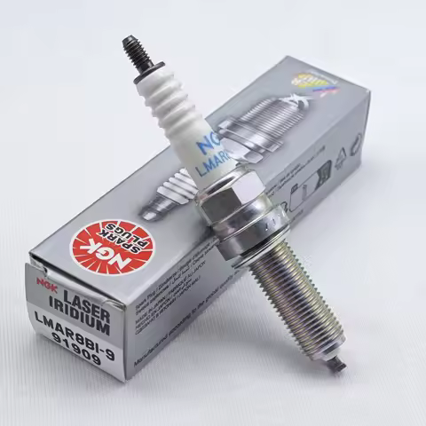1pcs Original Laser Iridium Spark Plug NGK LMAR8BI-9 91909 Applicable to Suzuki VStrom MT07 Honda PC