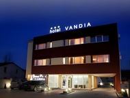 凡蒂亞酒店 (Hotel Vandia)