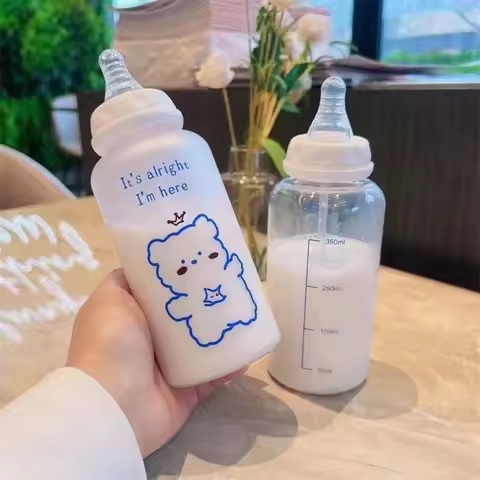 400ml Cute Strawberry Bear Water Bottle 400ml Frosted Drinking Bottles Portable Leakproof Transparen