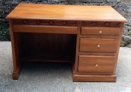 meja kantor minimalis 1/2 biro