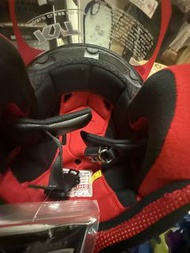 KYT 紅色摩托車頭盔