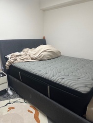 絲漣Queen size 5呎床褥 及 ikea $5500 油壓款Queen Size床架