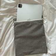 iPad 書本收納包 009 黑格紋