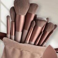13 ชิ้น ชุดแปรงแต่งหน้า + 1 ชิ้น ฟองน้ำแต่งหน้าสีน้ำตาล, รวมถึงแปรงทาตา, แปรงรองพื้น, แปรงบีบีครีม, 