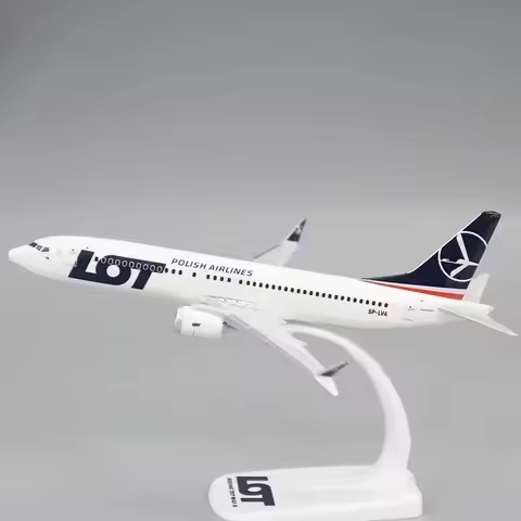 1: 200 Scale B737 Max8 B737 Lot Polish Aviation ABS Plastic Assemble Airplane Model Toys Resin Airpl
