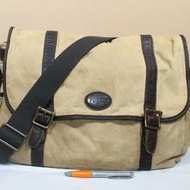 Tas pria Fossil Messenger bag