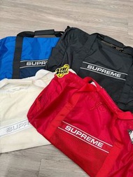 Supreme Logo Duffle Bag - white
