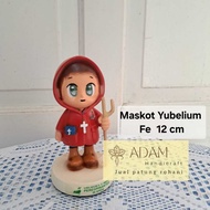 Statue yubeliumMaskot 2025 Luce, Sky and Fe