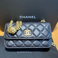 CHANEL 山茶花 調節扣 黑色 小羊皮 雙鍊 mini WOC 手機包