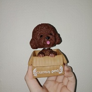 Cake decoration (present dog)