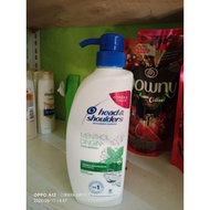 400ml Head & Shoulders Shampoo
