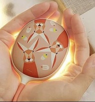 特色有燈的暖手充電（帶充電USB線）