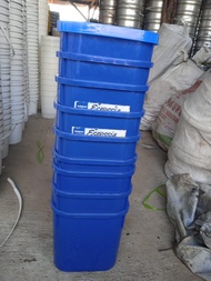 box bekas es krim 8 liter warna biru kotak