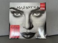 全新 Madonna 瑪丹娜 / 娜就愛混音精選 (2LP) 紅色彩膠