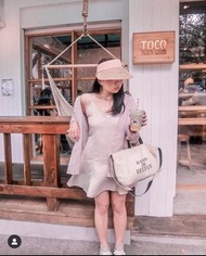 Chenn chenn 奶茶 緞面 A字傘狀短洋裝