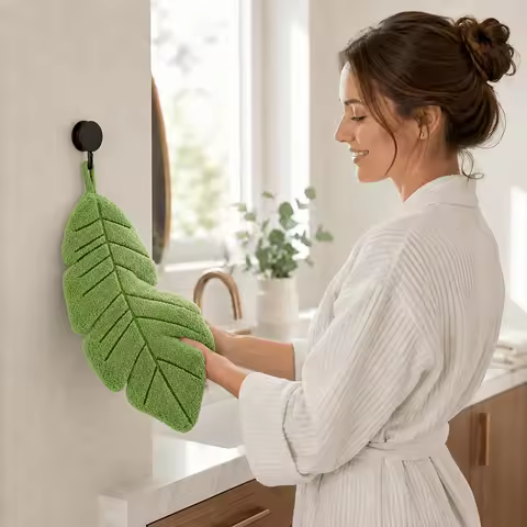 2-Pack Leaf-Shaped Hand Towels, Soft and Absorbent, Hanging Hand Towels Suitable for Bathroom, Kitch