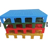 Elevated Plastic Matting for Dogs or Any Purposes Strong Durable Matting