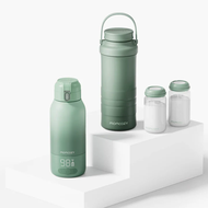 Momcozy On-the-Go Bundle | Portable Milk Warmer + 22oz Milk Cooler Green