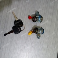 ISUZU GIGA DOOR LOCK (PRICE FOR 1PC)