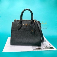 Louis Vuitton LV M53028 city steamer PM黑色全皮雙桿兩用包