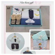 **【Ready Stock】** Newborn baby boy Full Moon gift box set (0-6 months) with paper bag