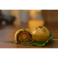 💕Mooncake Sambal + Salted Egg Yolk Shanghai Mooncake ( Homemade ) 75-80g